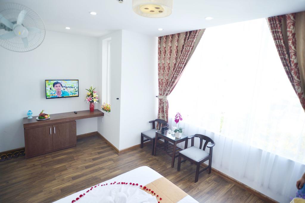 Nice De Paris Hotel Дананг Екстер'єр фото